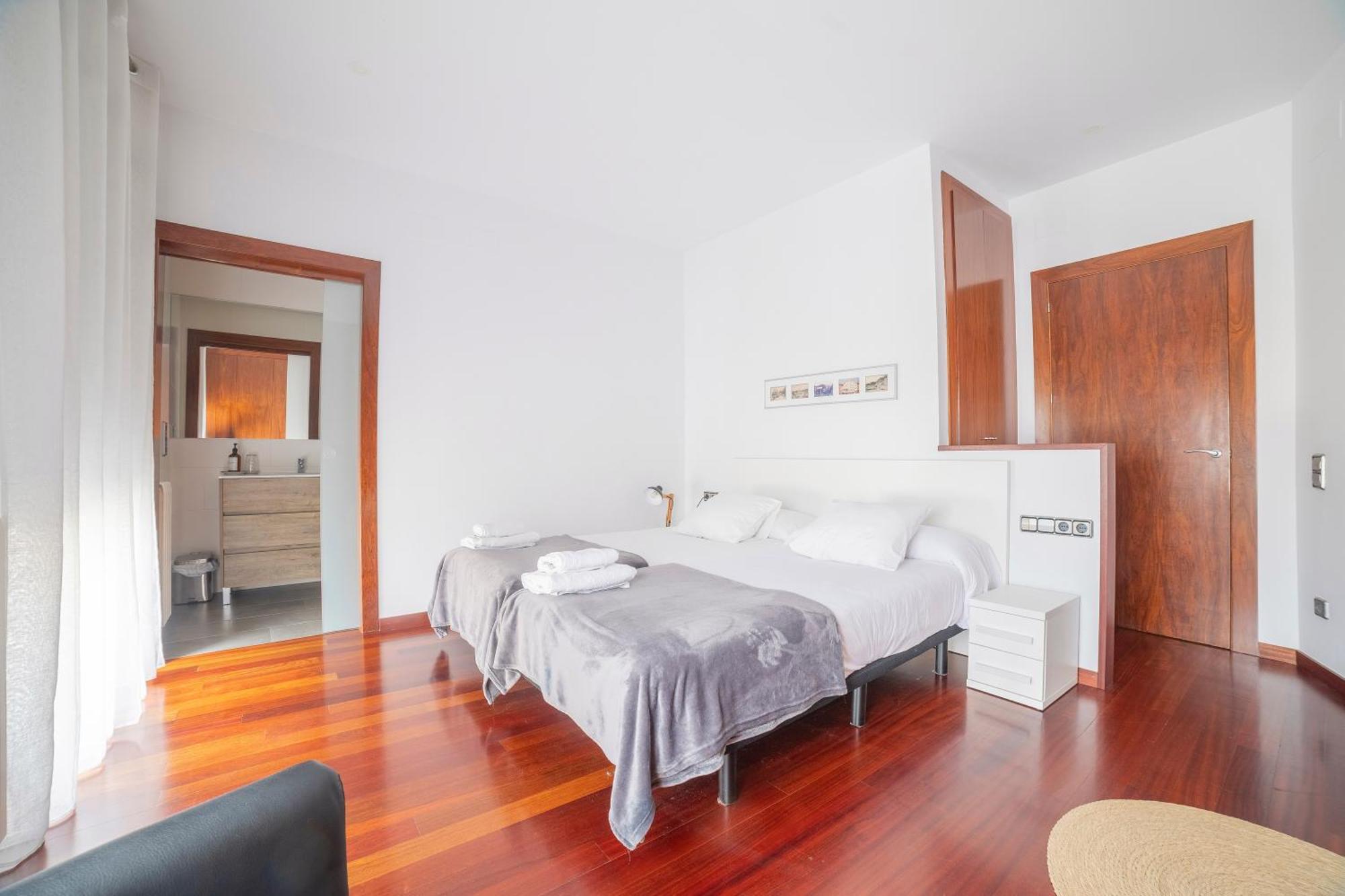 Mazi Apartments Colon Vic Dış mekan fotoğraf