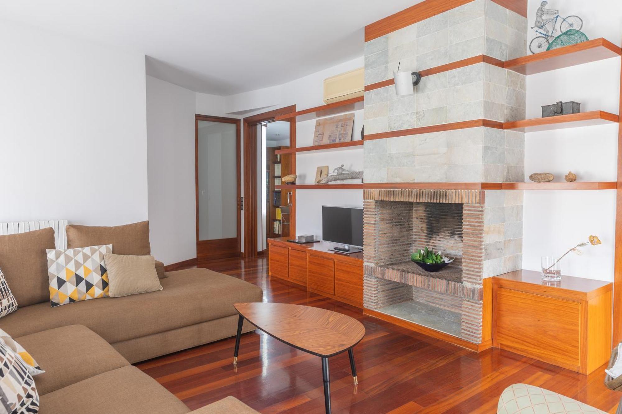 Mazi Apartments Colon Vic Dış mekan fotoğraf