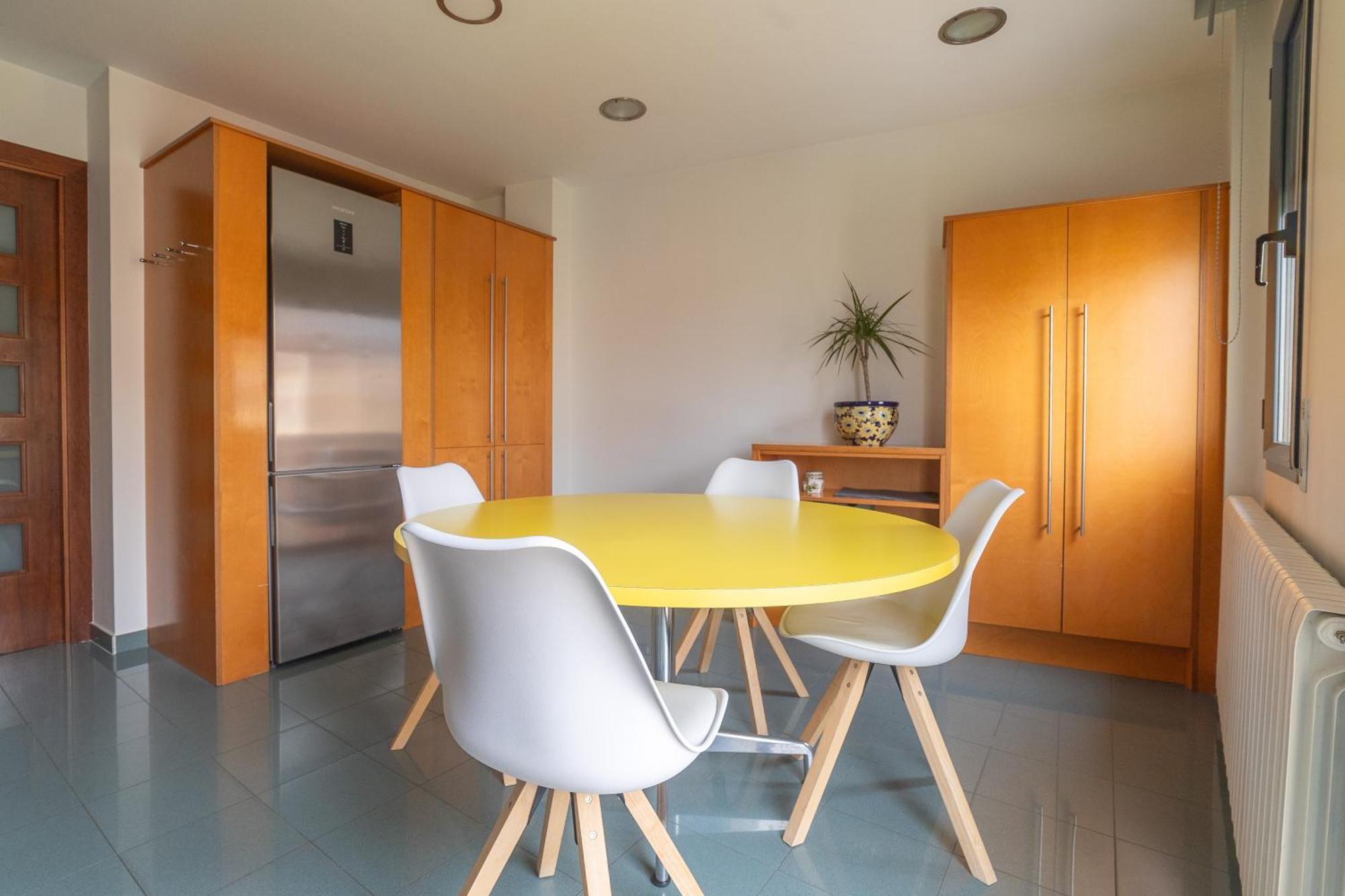 Mazi Apartments Colon Vic Dış mekan fotoğraf